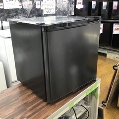 J-8【ご来店頂ける方限定】MAXZENの冷凍庫です