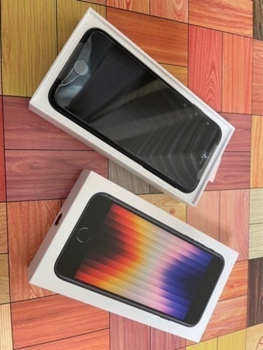 【新品】iPhoneSE 第3世代 128GB ③