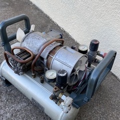 日立工機 高圧エアーコンプレッサー EC1430H2