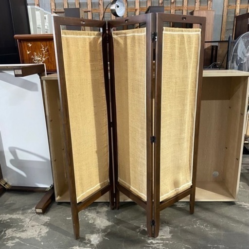 2/18 終 3つ折り 折りたたみ パーテーション W×137.5 H×150cm 木製×麻  