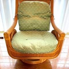 籐の椅子　回転式