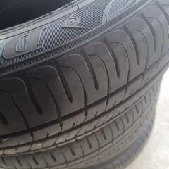 2022年製　ノーマルタイヤ　DUNLOP　175/65R15