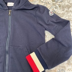 モンクレール購入　キッズ130cm フーディ　パーカー　かなり美品　購入5万