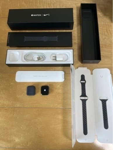 Apple Watch Series 4 スペースグレイ NIKE GPS 40mm アルミ