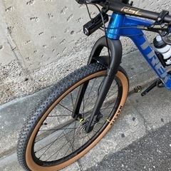 トレックエクスキャリバー9 2022M10万円引き