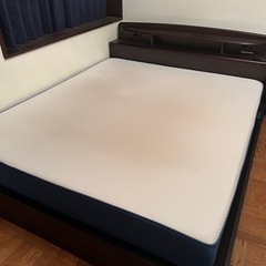 コアラ　マットレス　クイーン　& ベットフレーム 