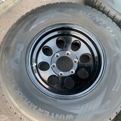 DUNLOP スタッドレスタイヤ　265/70R15 ホイール　４本セット