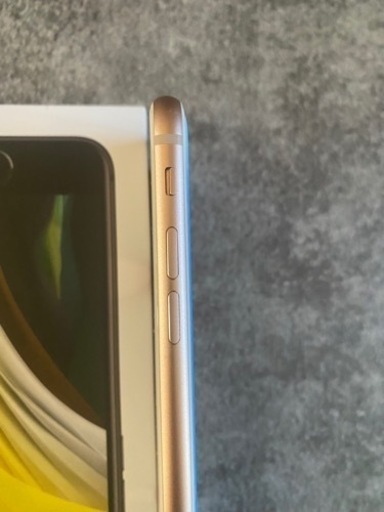 iPhone8 64G バッテリー84% 【公式通販】