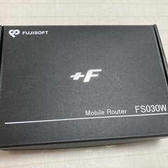 SIMフリー富士ソフト　モバイルwifi ルーター　FS030W