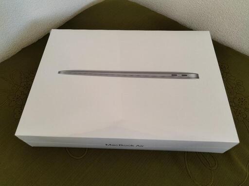 [取引中]APPLE MacBook Air MGN63J/A