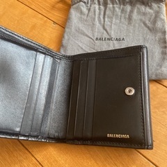 バレンシアガ　メンズ財布