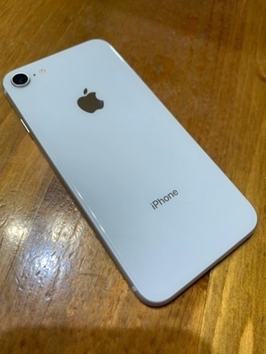美品　iPhone 8 Silver 64 GB SIMフリー