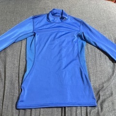 TIGORAのアンダーシャツ【青色】