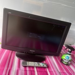 パナソニック　22型テレビ　リモコンあり　2010年　VIERA