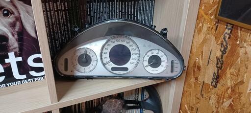 ウアネス、アモール）、直筆絵画、裏と表にサインありタテ75cmヨコ57cm