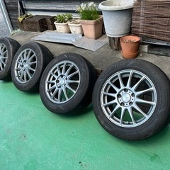 Goodyear 205/60/R16 114.3 5穴