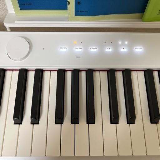 電子ピアノ　CASIO PS-X1100 WEホワイト