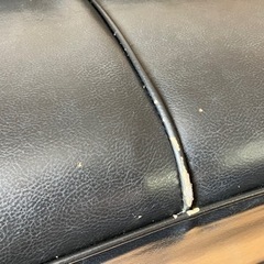 合皮　ブラックソファー