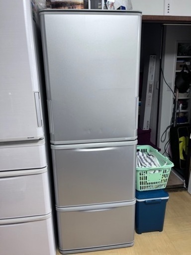 冷蔵庫　値下げしました。交渉中