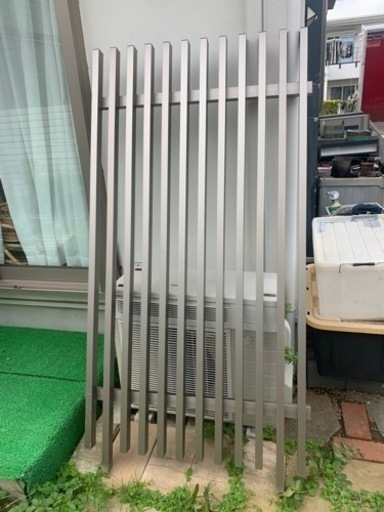 2枚セット連結可 アルミ縦格子　　　　　　スクリーンフェンス 使い方色々 takasho製