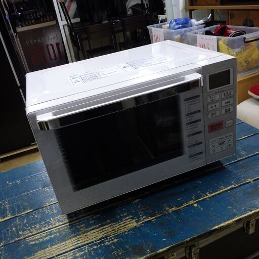 格安！安心の一カ月動作保証♪　2017年製　YAMAZEN ヤマゼン YRJ-F180V [オーブンレンジ]　庫内フラット　角皿付属　18L