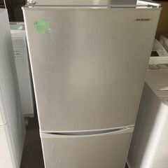 ☆中古￥13,800！【会員価格￥13,800】IRIS OHYAMA 142㍑2ドア冷蔵庫 
