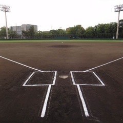 10月８日　草野球の助っ人募集２〜３人　