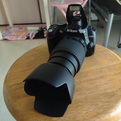 取引決定しました美品!NikonD3000、DIGITAL一眼レフCamera望遠ズームレンズ200㍉！