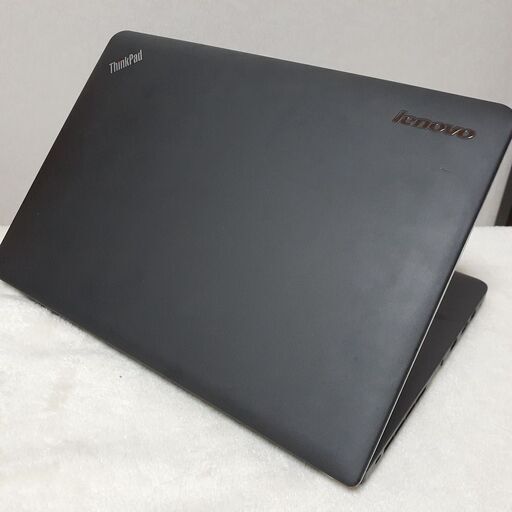 Lenovo のノートパソコン (現在取引中)
