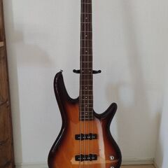 ベースギター　美品　Ibanez