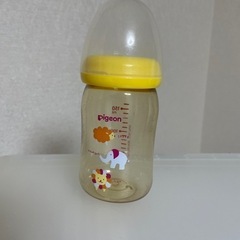 ピジョン　哺乳瓶　プラスチック製　160ml