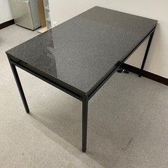 大理石テーブル　黒