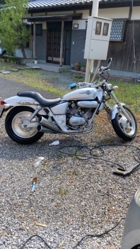 マグナ250