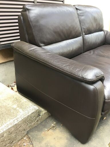 IDC 大塚家具 2人掛けソファ 中古 レザー？ 本革？