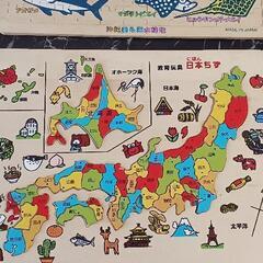 都道府県と魚の木製パズル