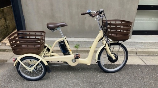 ☆ほぼ新品☆ ブリヂストン　電動アシスト三輪車　ラクットワゴン