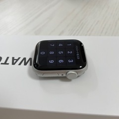 Apple Watch SE（GPSモデル）40mm 【MKU83FE/A】