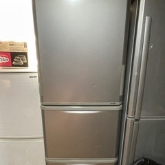 冷蔵庫　シャープ SJ-W351C-S 350　２０１７年　美品