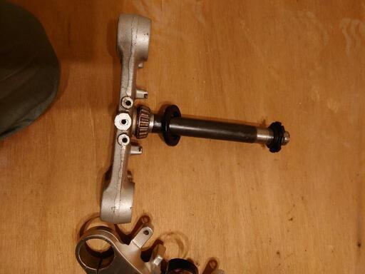 ゼファーχ ZRX400ステム