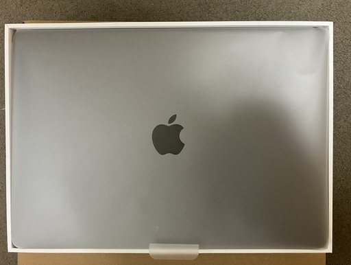 2020 Apple M1 購入 MacBook Air 8GB 256GB 引取可能な方のみ