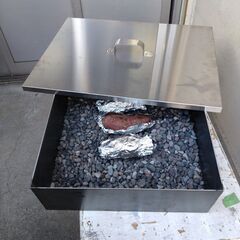 やきいも　石焼き芋　ガスグリラー用　鉄板釜　新製品　イベントに　アウトドアに　バーベキューに　独立開業　サツマイモ