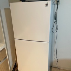 【ネット決済】1年しか使用していない冷蔵庫