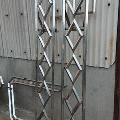 トラック🚚用品  キャブ用はしご