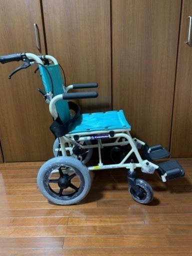 カワムラサイクル　簡易車椅子　旅ぐるまAK6