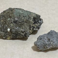鉱石　２個