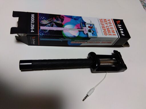 【新品】自撮り棒　KJstar社Volume Key Cable SelfiePad Model:Z06-4　2022.0929a74