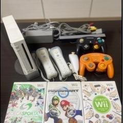 Nintendo Wii 本体一式、マリオカート他ソフト、GCコ...