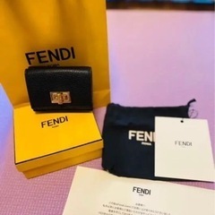 FENDI マイクロ　三つ折り財布　ブラック