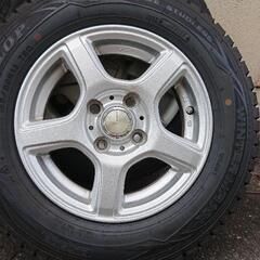 ４本セット スタッドレスタイヤWM01  ホイル付き パッソで使用  