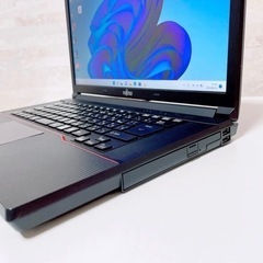 最新Windows 11 HDD320GB メモリ4GB FMV (第3世代）